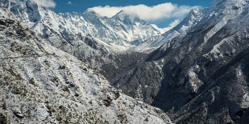 2024年高性价比耳机与电脑配件选购指南：数码商城全攻略
